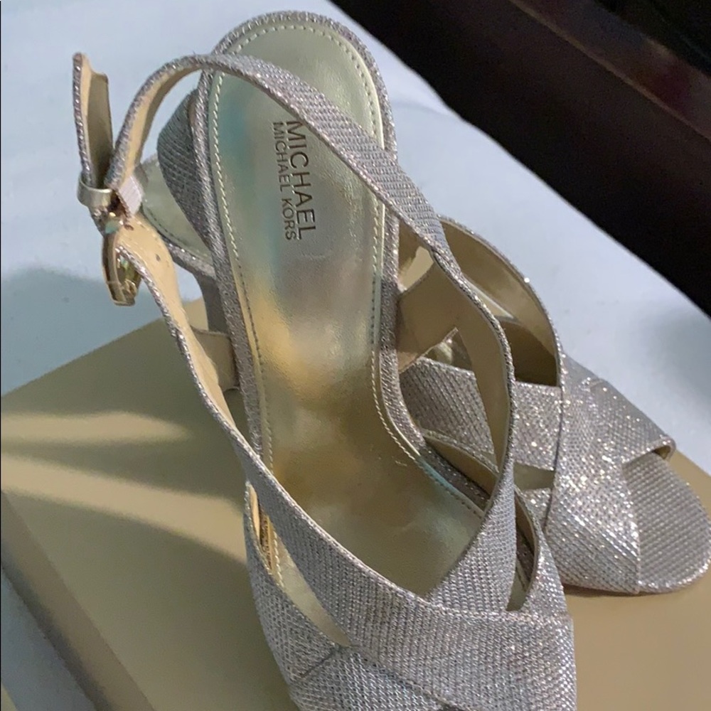 Shoes - Picture 3 of 5
